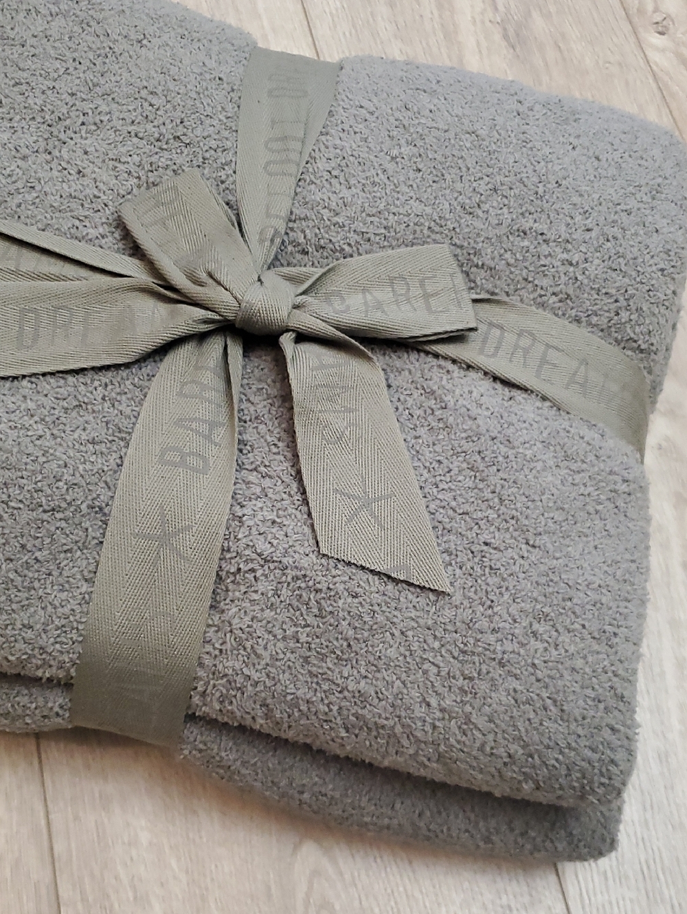 Barefoot Dreams CozyChic Stacked Rib Border Blanket Throw - Eucalyptus NEW